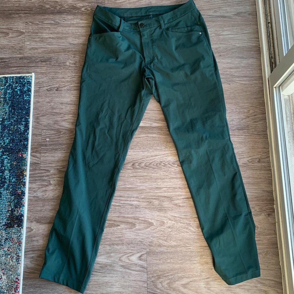 Lululemon Co-Op Mens Pants Size 34 Green Blue